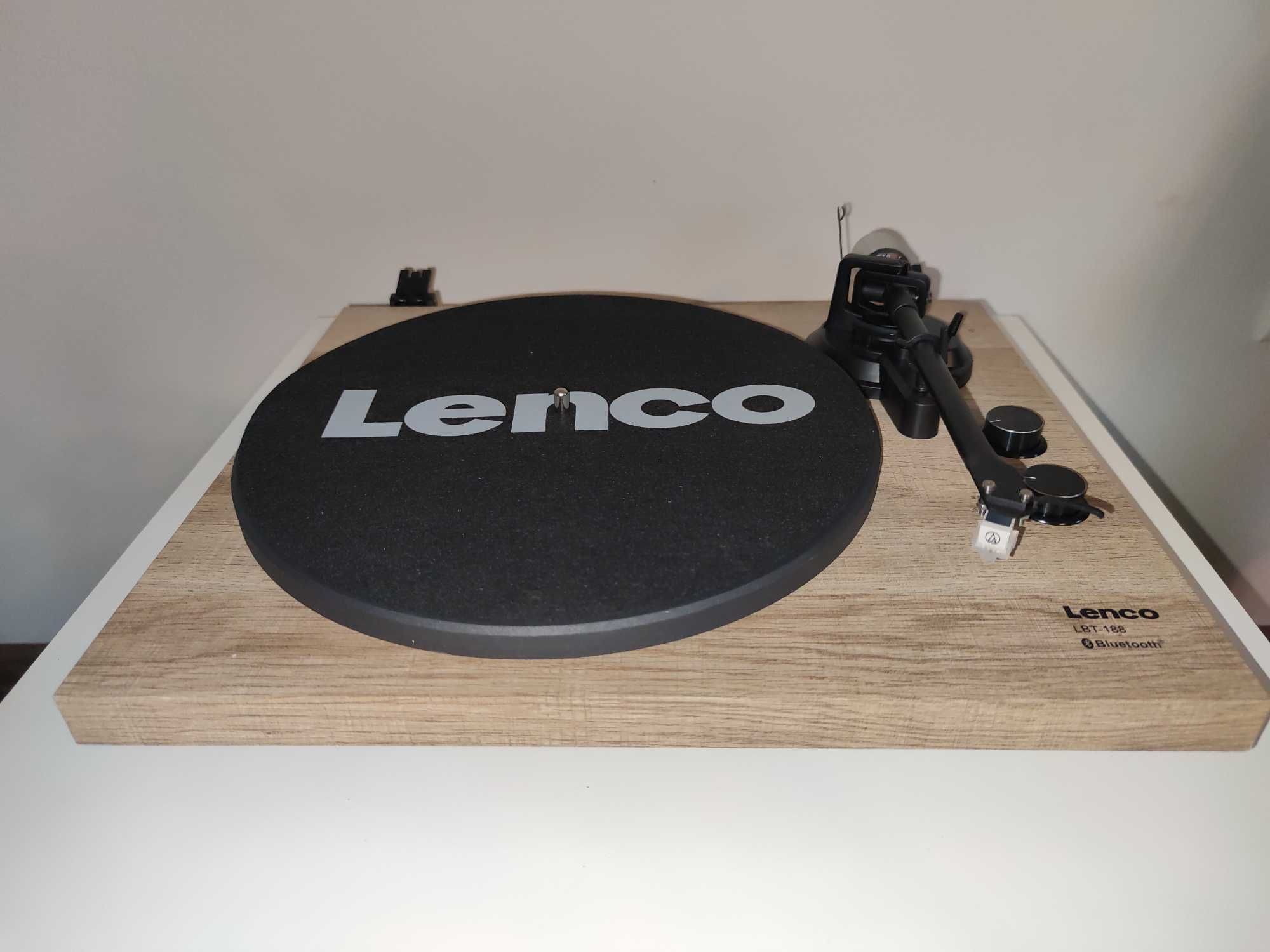 Gramofon LENCO LBT-188PI