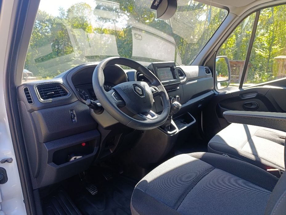 Продаю Рено мастер 21 рік в рідній фарбі