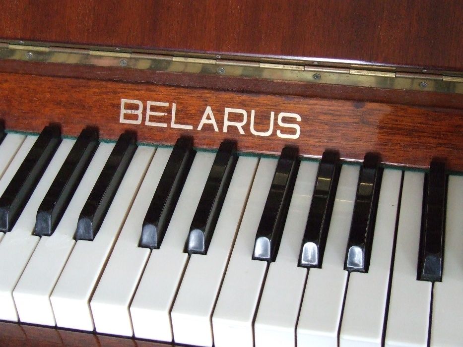 Pianino Belarus w dobrym stanie