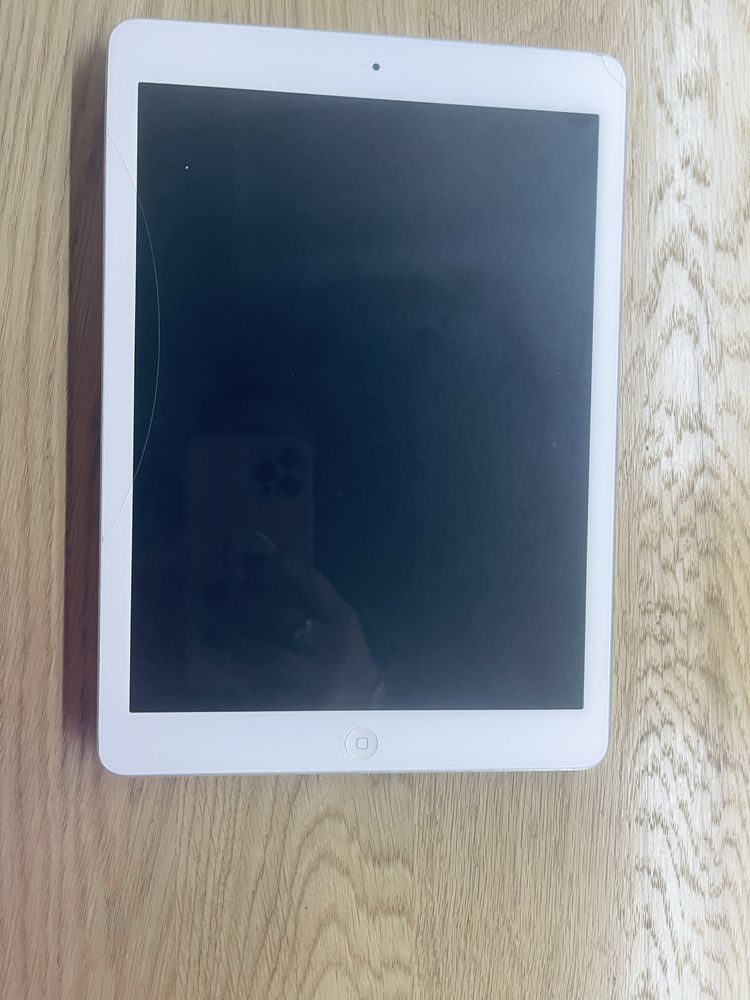 iPad Air tablet w dobrym stanie