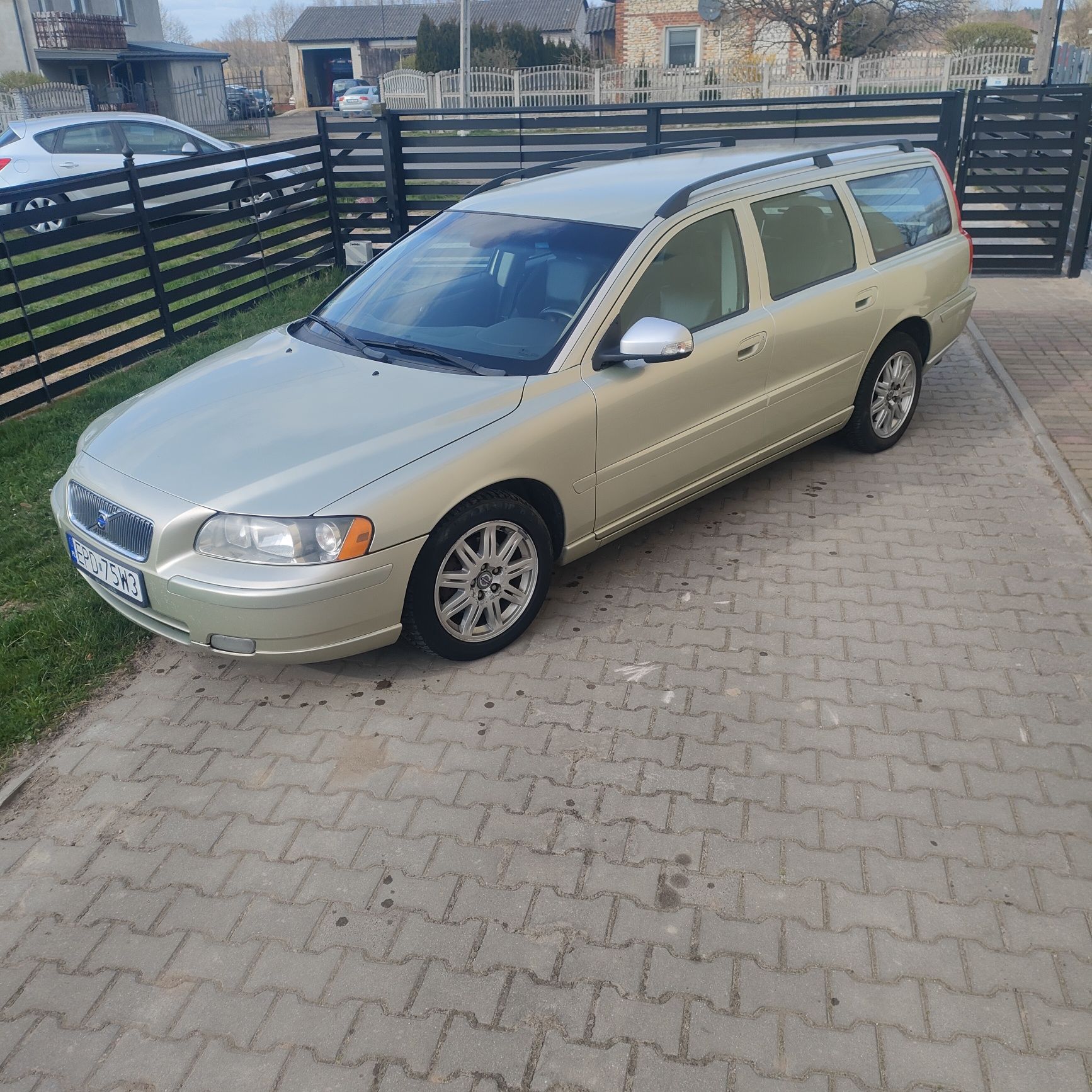 Volvo V70 2006r 2.4 D5