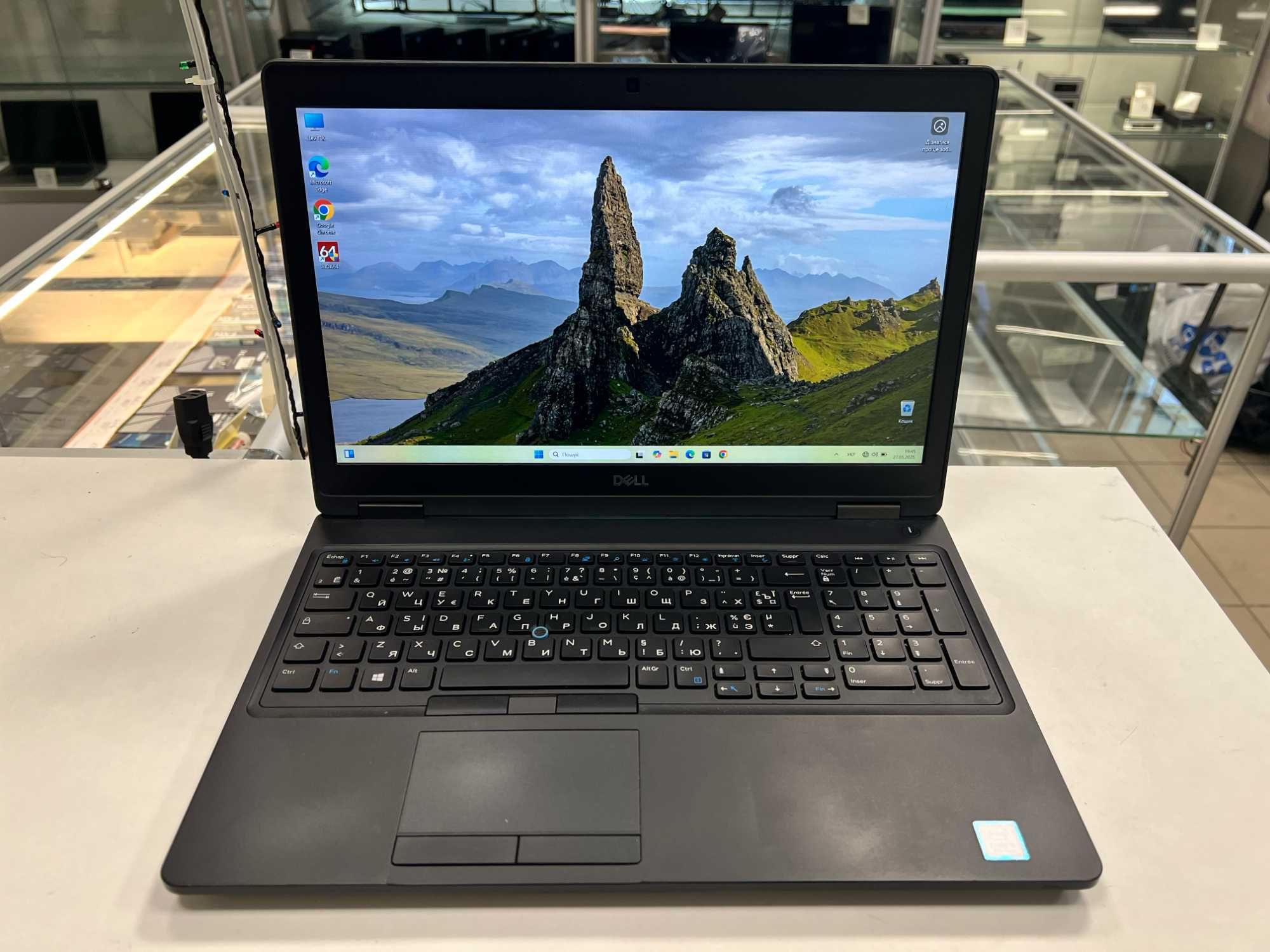 Гурт! Ноутбук Dell Latitude 5590 i5-8350U/8GB/SSD 240GB/FHD IPS