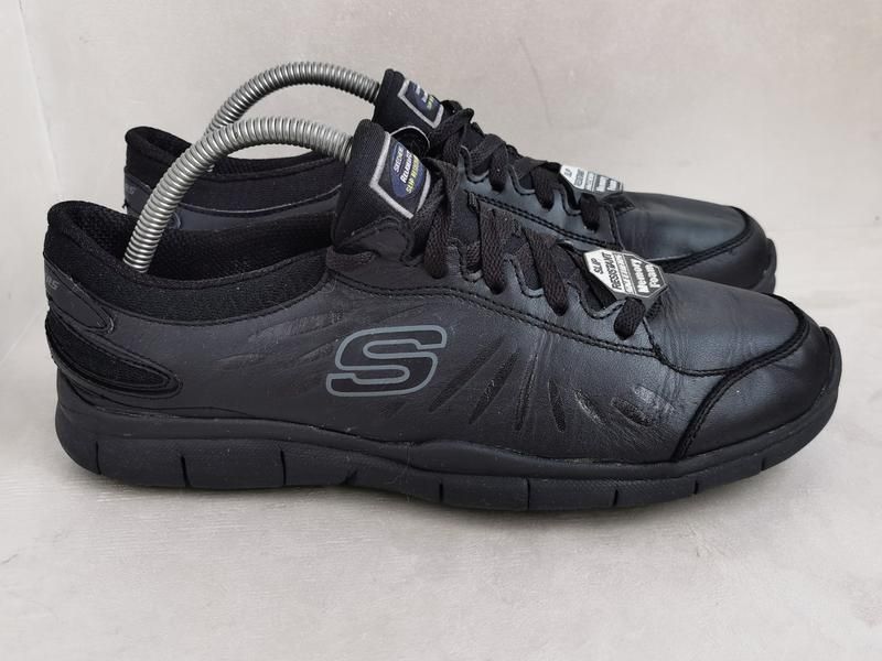 кроссовки "Skechers Slip Resistant" uk5