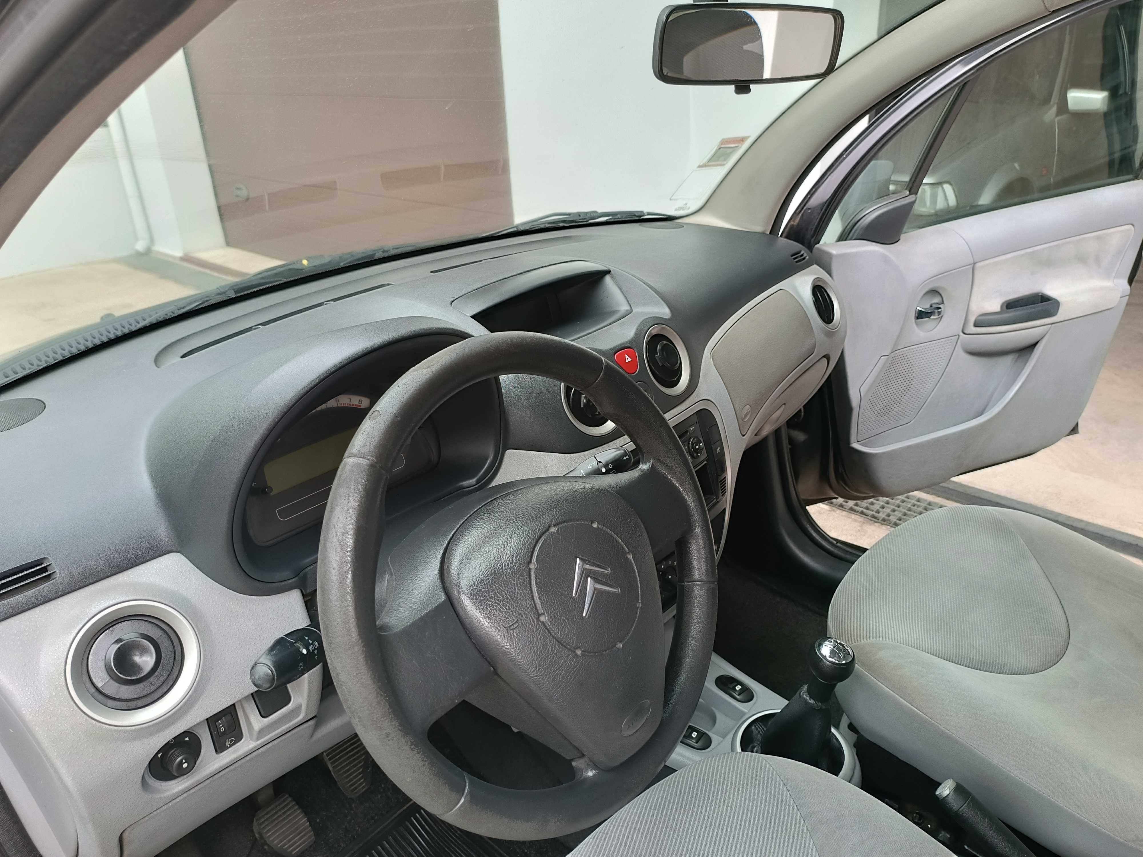 Citroen C3 - impecável