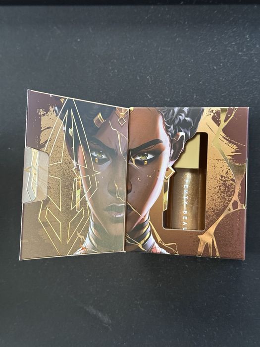 Gloss Bomb Universal Lip Luminizer: Arcane Collection (Risky Rulin)