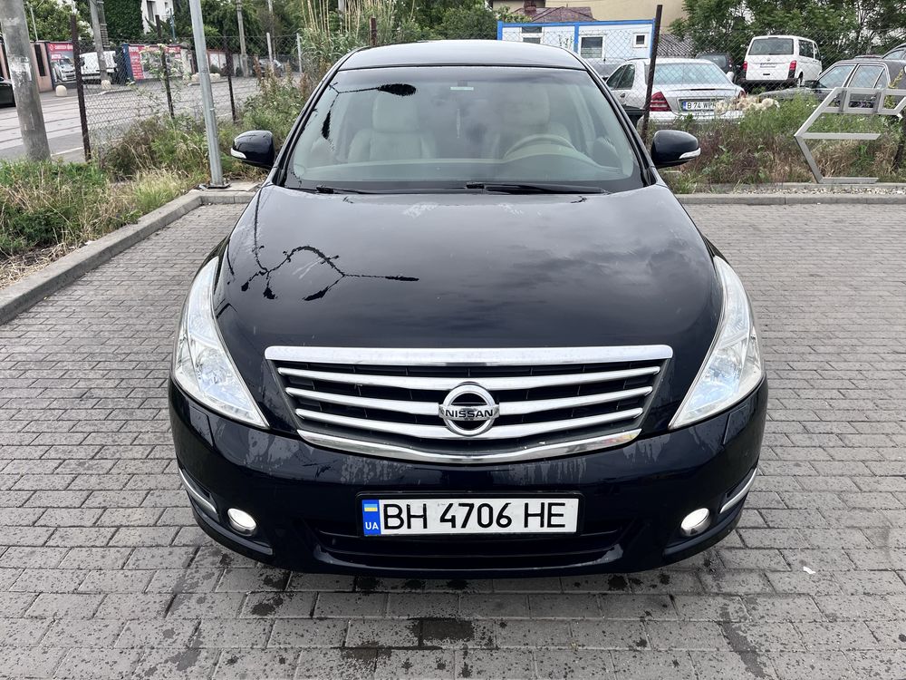 Nissan Teana J32
