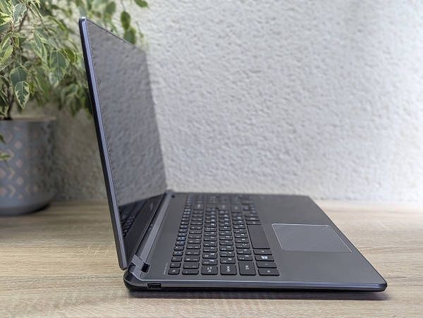 Продам ноутбук Acer Aspire V5-552p з сенсорним екраном.