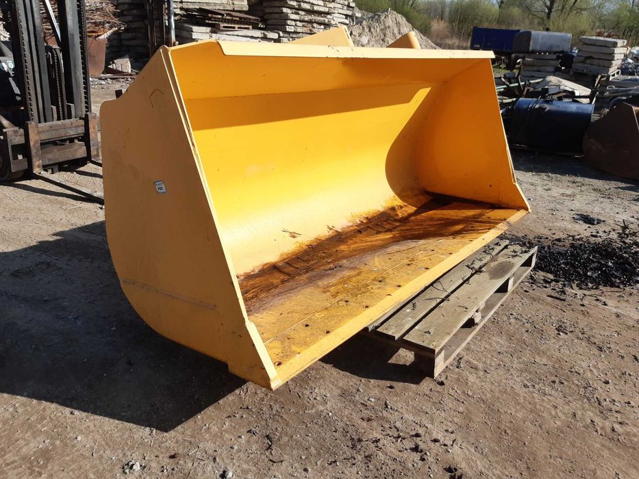 Łyżka Ładowarka stalowa wola dressta ładowarka 18- 20 ton HSW