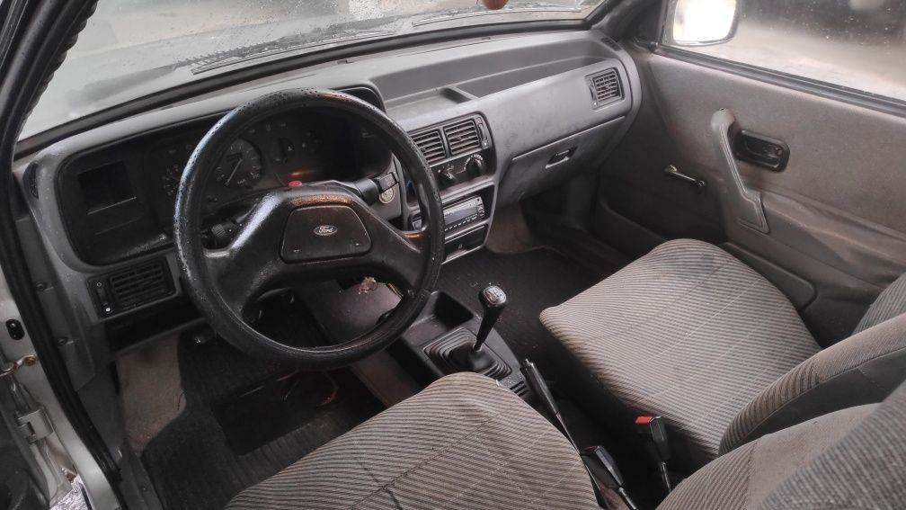 Ford Esccort Coupé mk4
