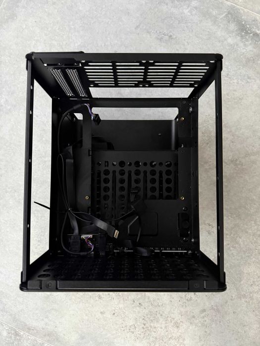 Jonsbo N3 + Intel 14600T + AsRock Z790
PG-ITX/TB4