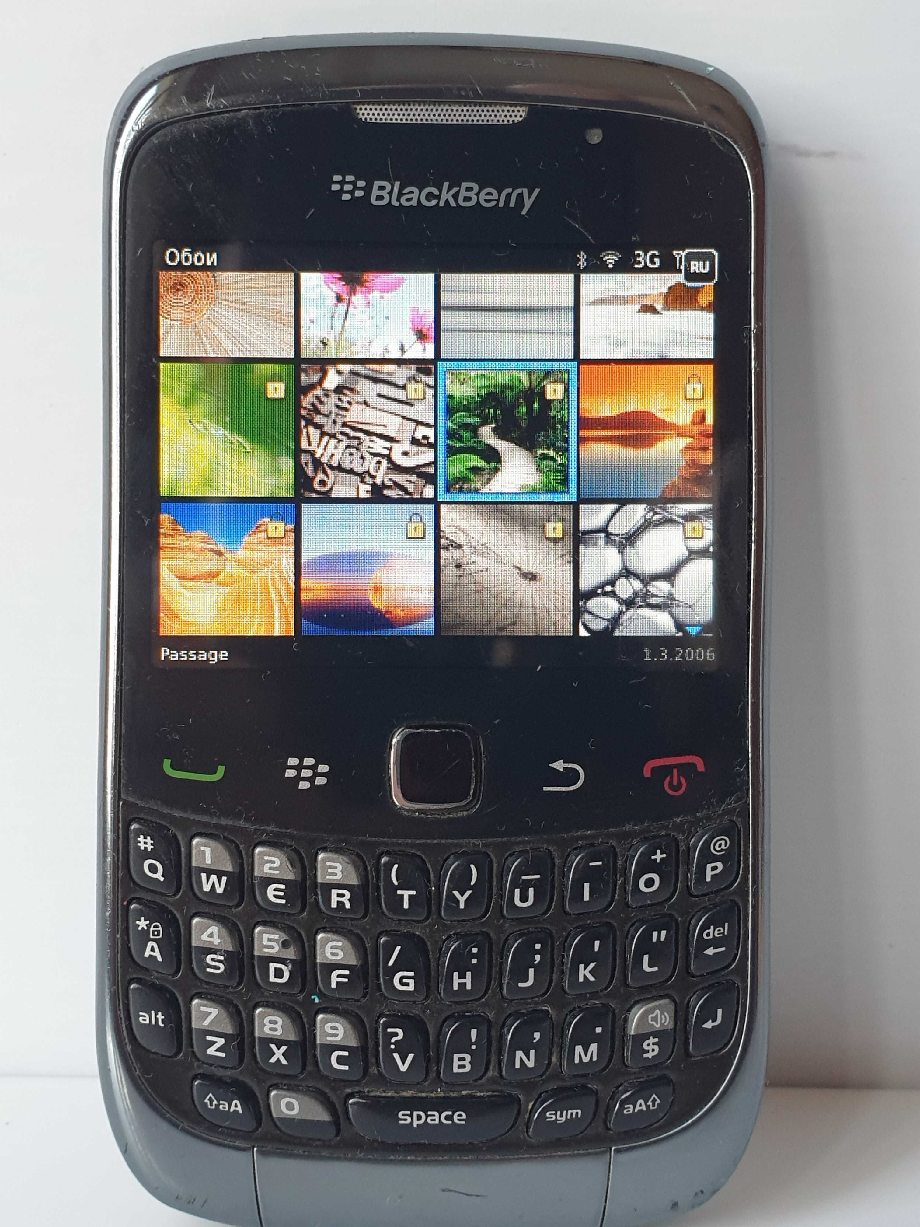 смартфон blackberry 9300