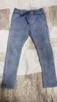 Spodnie jeansy chłopięce Reserved 110