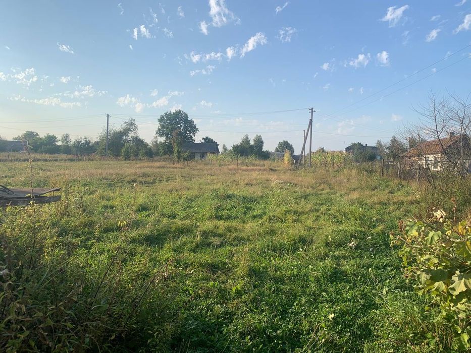 Продаємо земельну ділянку село Грудки.