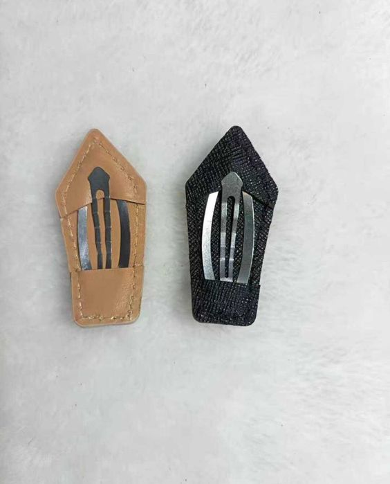 Szpilka do włosów LV Trójkolorowa