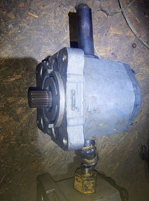 Pompa hydrauliczna pz3-32 prawa lub lewa