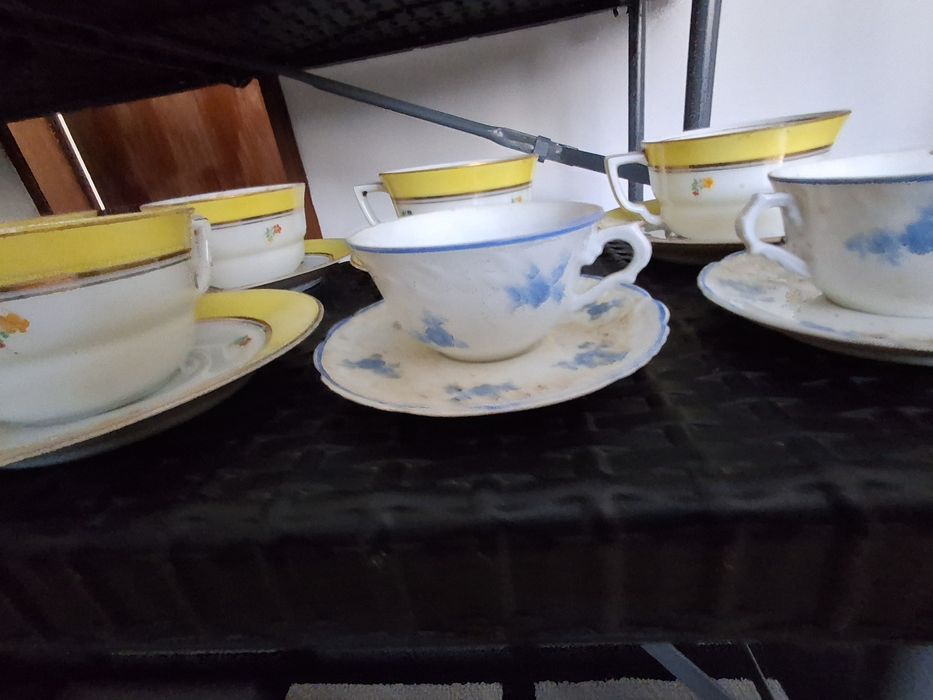 chavinas pequenas e grandes como novas