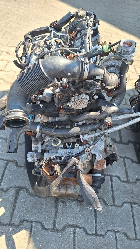 Silnik skrzynia Toyota Yaris 1ND 1.4 D4D 2008 kompletny ze skrzynia