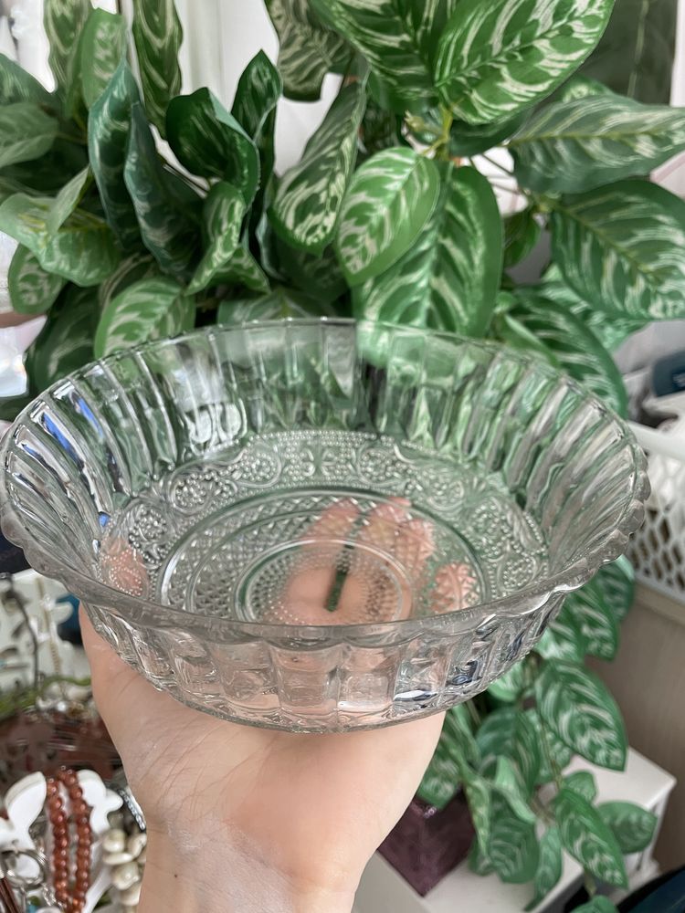 KIG Indonezja Trellis Fleur De Lis Szklana miska