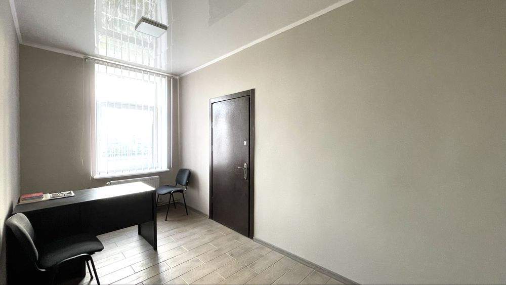 Продаж великого складського комплексу 8300 м.кв.