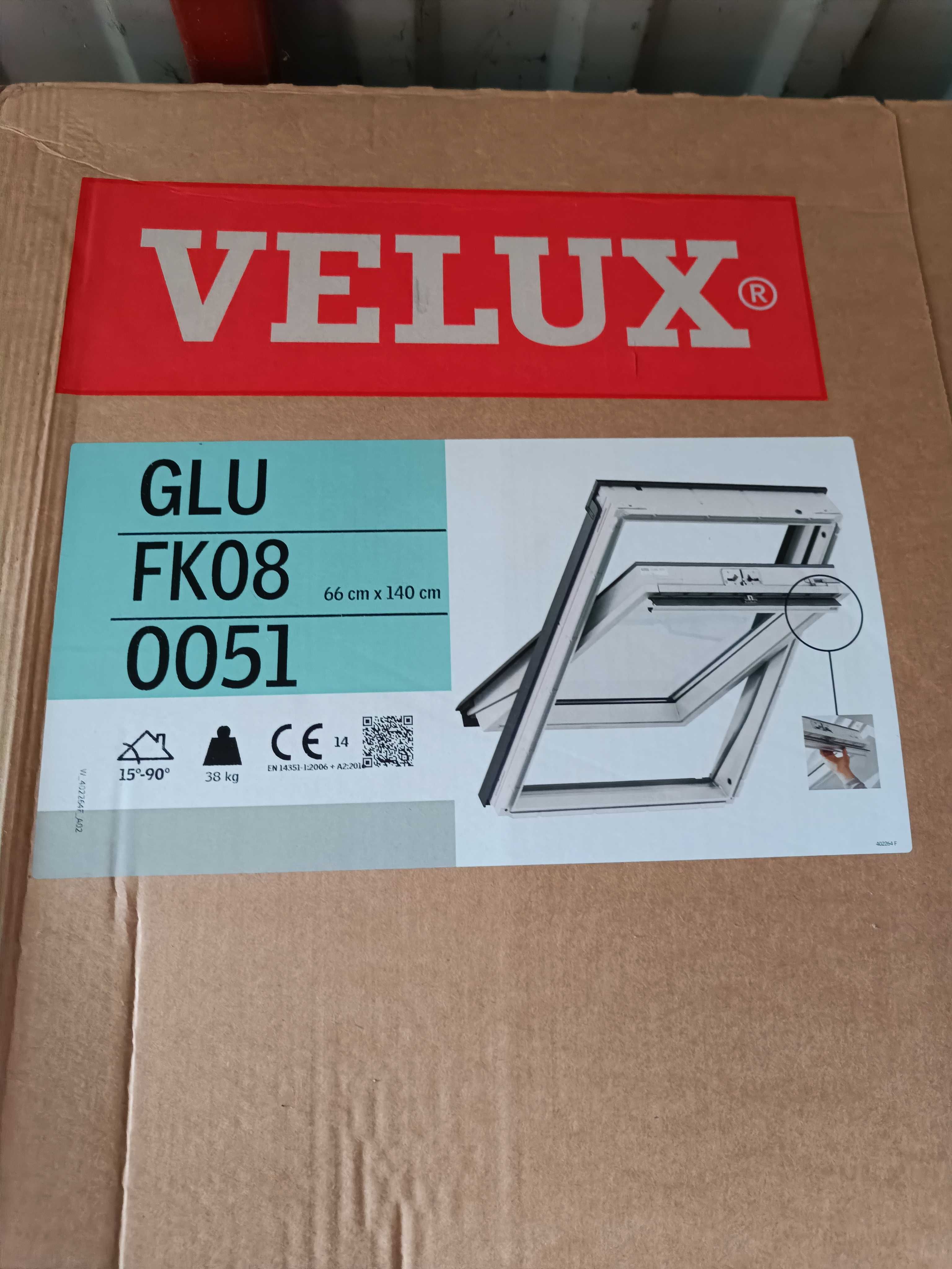 Okno dachowe Velux GLU 0051 FK08   66x140 cm z kołnierzem EDZ