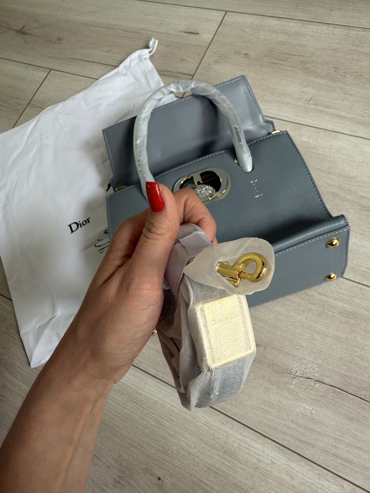 Christian Dior St Honore Tote Leather Medium na ramie,  do reki