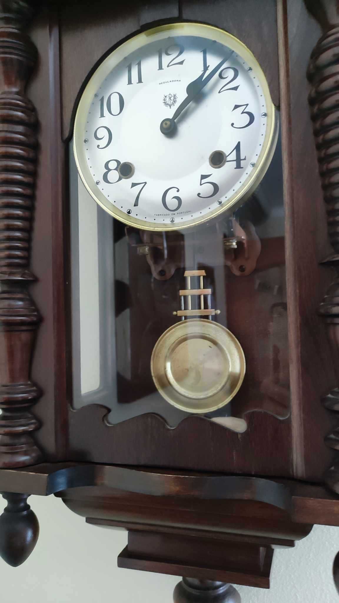 Relógio de parede marca Reguladora