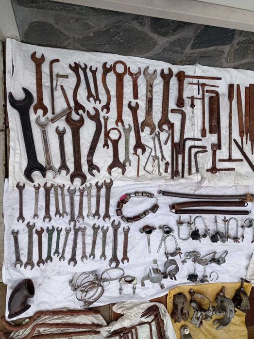 Ключи. Головка. Напильник. Хомут. Ящик. Скоба. Пружина. Кронштейн.