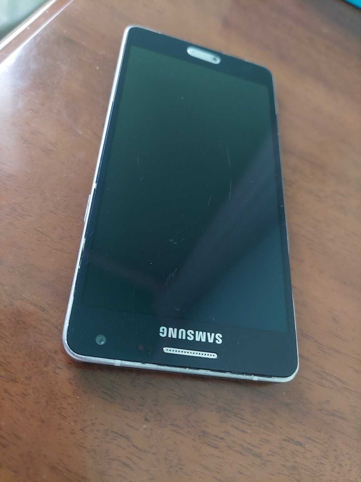 Смартфон  Samsung Galaxy A5 2015 Duos SM-A500H
