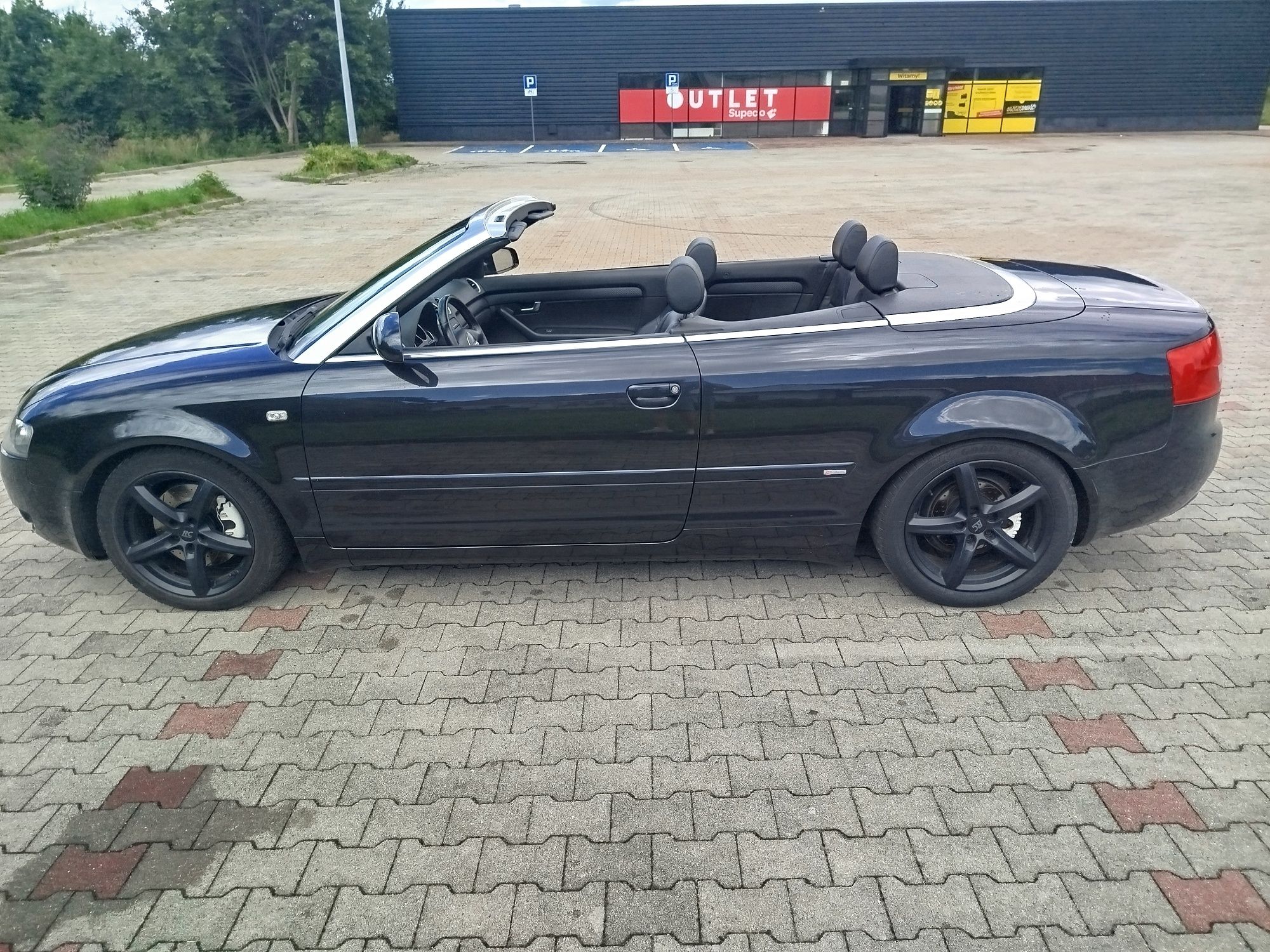 Audi A4 Cabrio 2.4 + lpg
