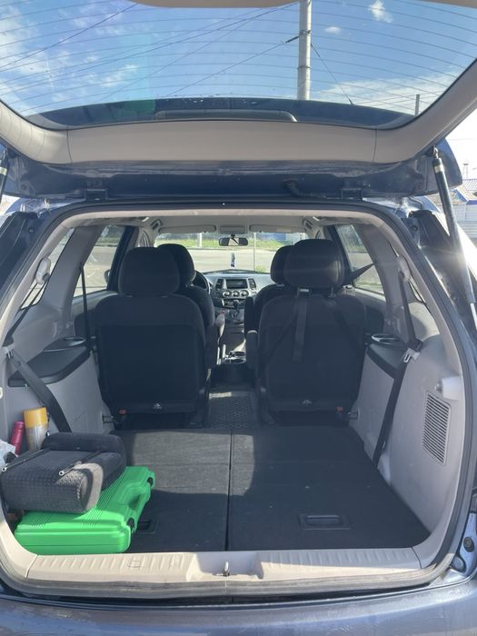 Продам Mitsubishi Grandis