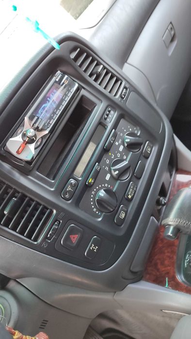 Toyota Land Cruiser HDJ100 4.2