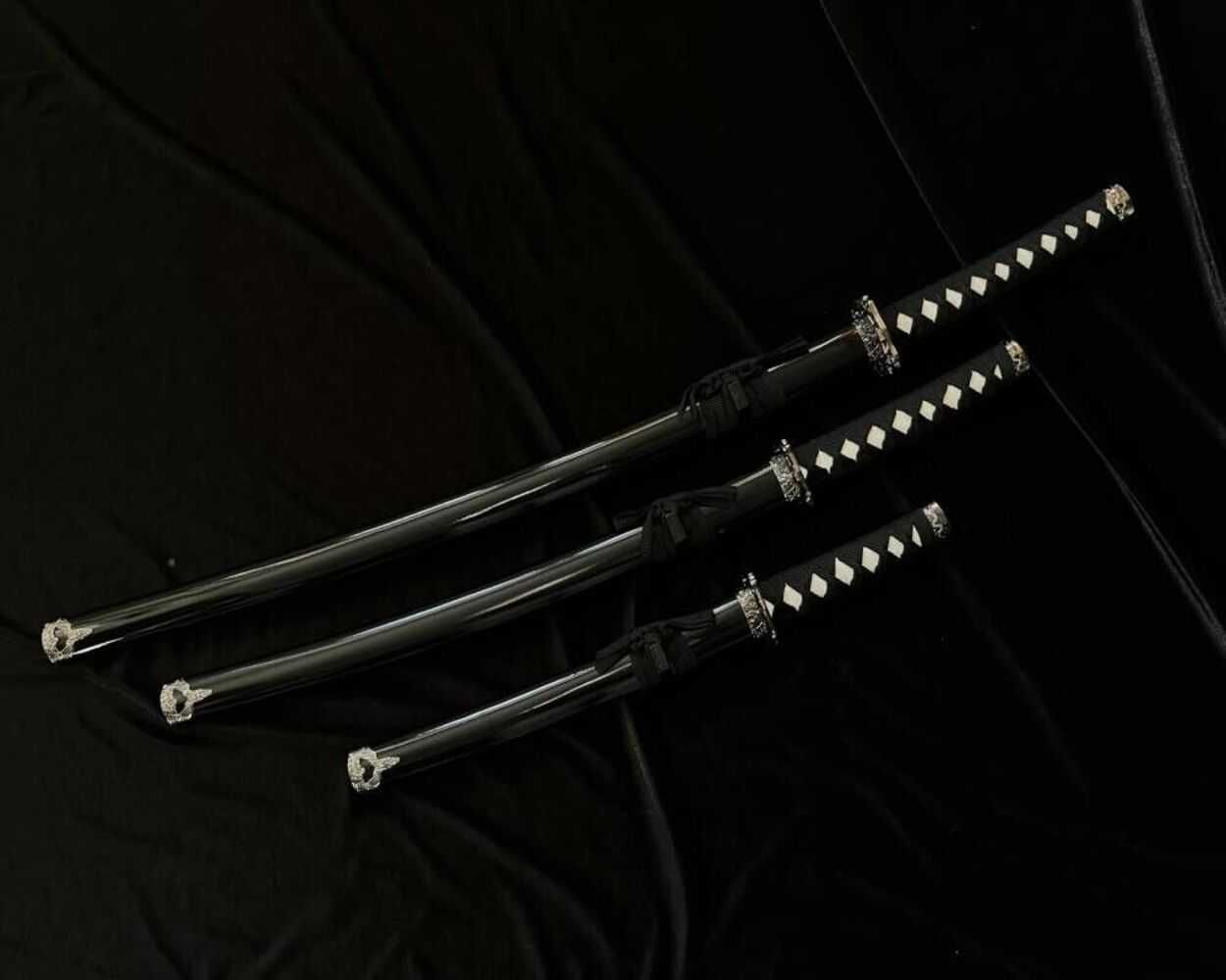 Czarny Zestaw Mieczy Katana Wakizashi Tanto Plus Stojak Hk1104