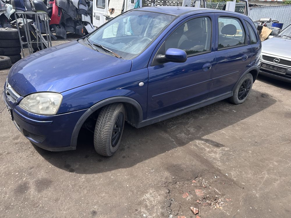 Częsci Corsa C 04r 1.2B TwinSport, Z21B,Silnik Skrzynia Lampy Drzwi