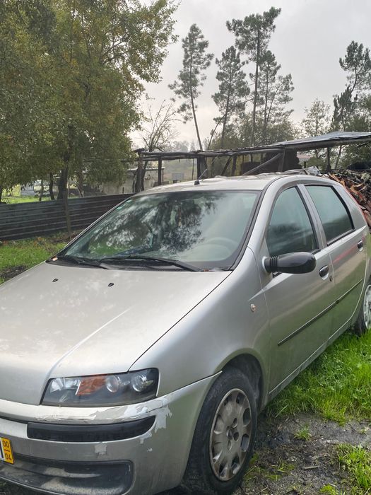 Fiat punto ano 2000