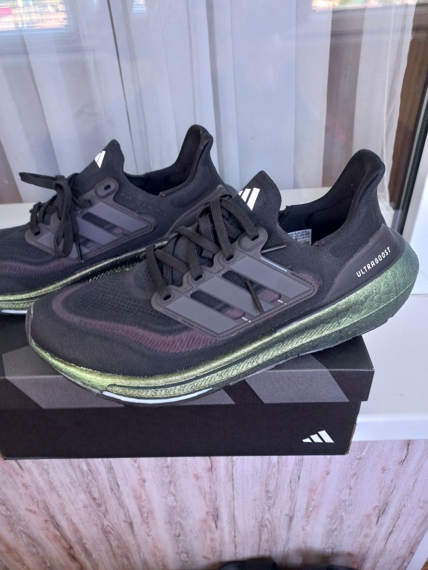 Кроссовки Аdidas Ultraboost Light IF1720.