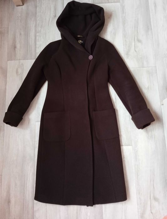 Пальто женское утепленное шерсть итальянская ткань состояние нового