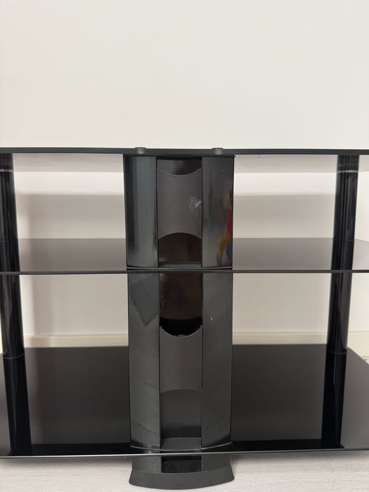 Mesa de TV em vidro preto