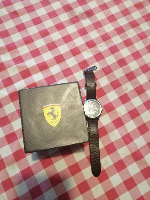 Relogio Ferrari (desconto)