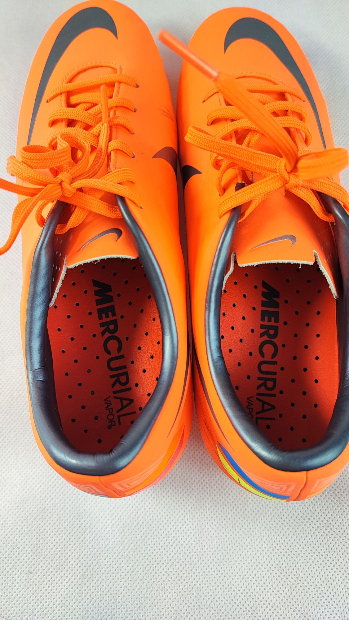 Buty korki piłkarskie dziecięce Nike Mercurial Victory III rozmiar 38