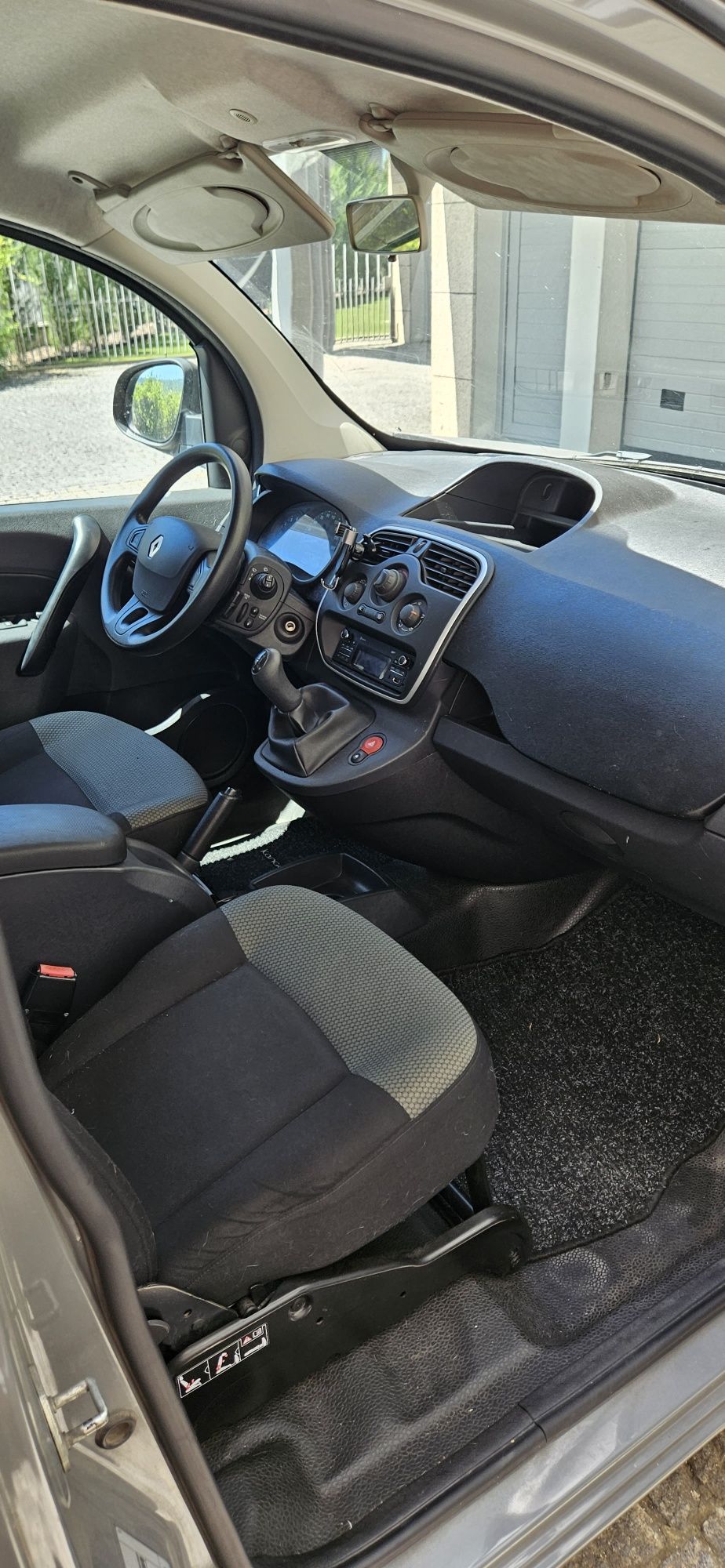 Renault Kangoo 2018 (Troco por mota)