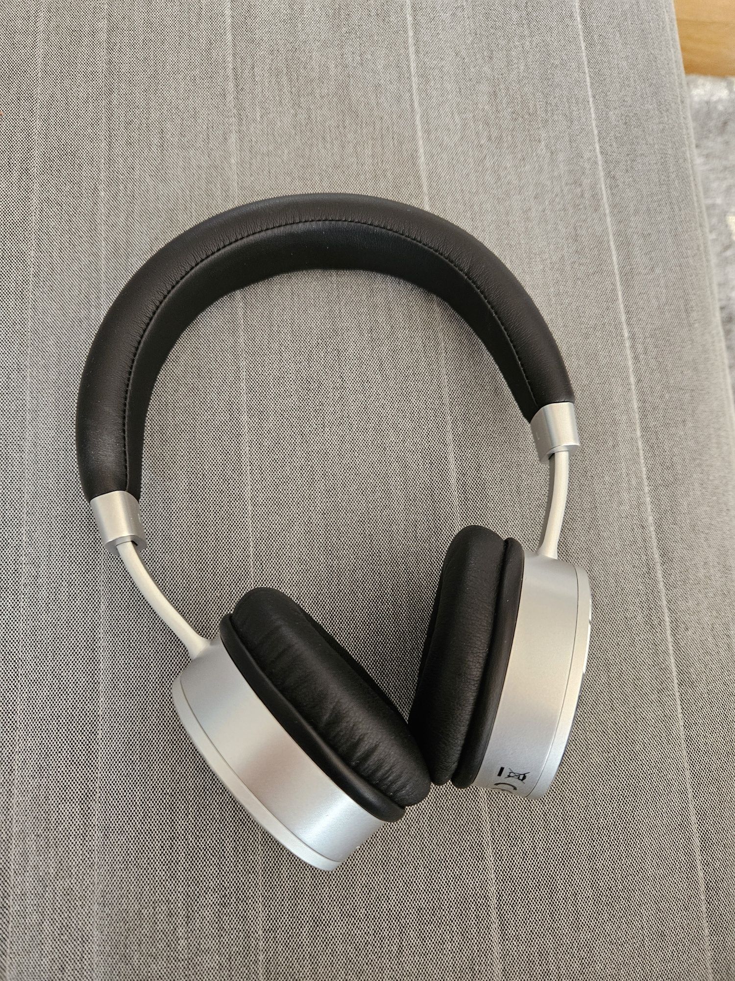 Manta słuchawki bezprzewodowe bluetooth
