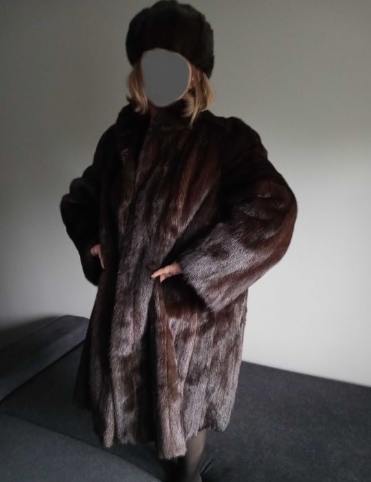 Futro z norek, z norki z czapką