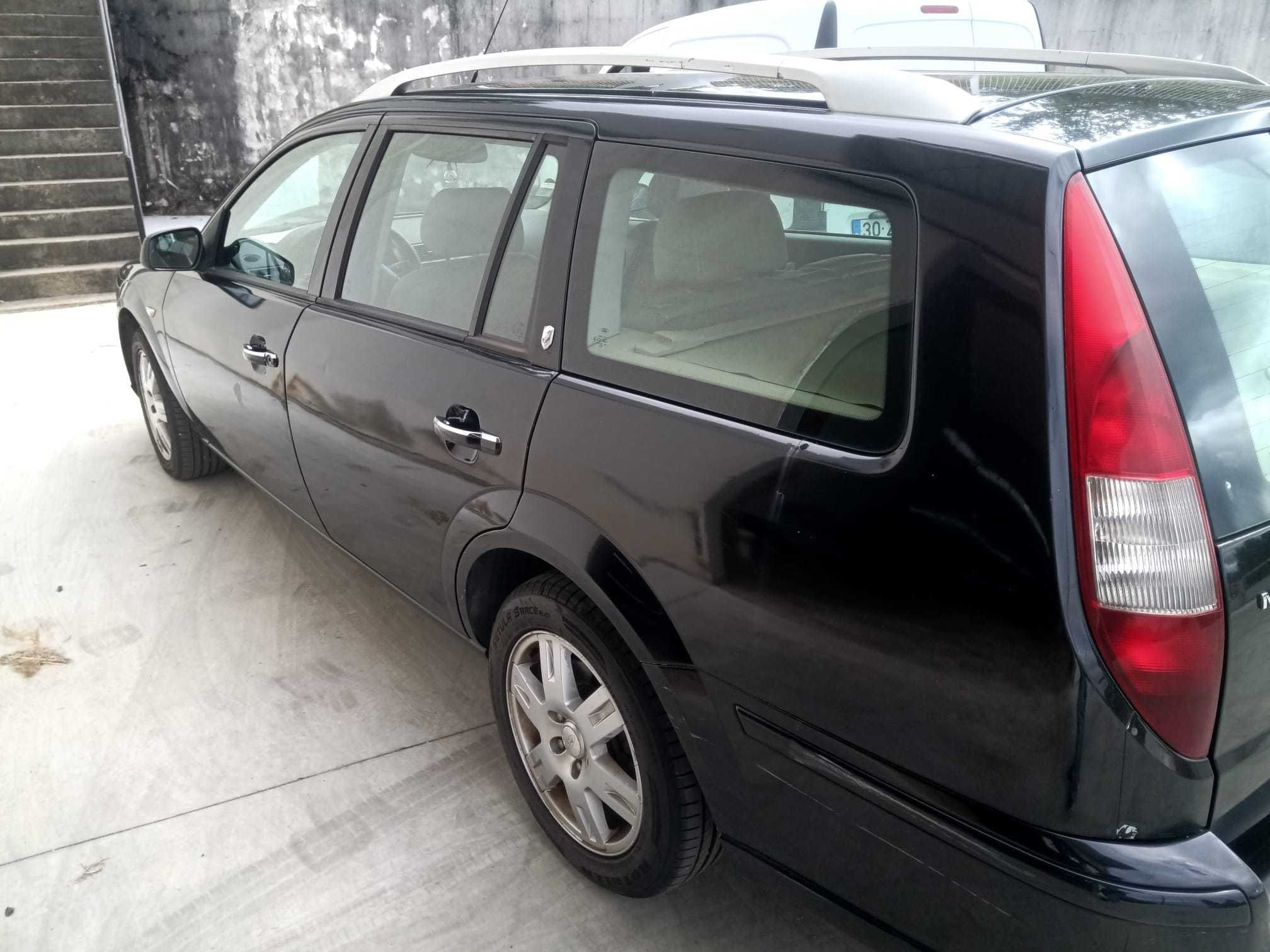 FORD Mondeo Ghia 2005