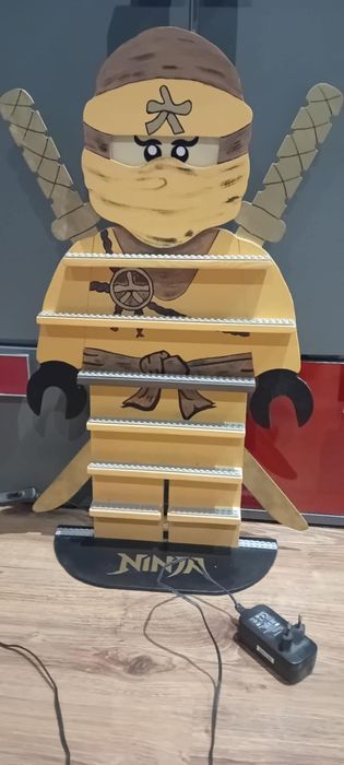 Skyler Ninjago lego lampa figurki