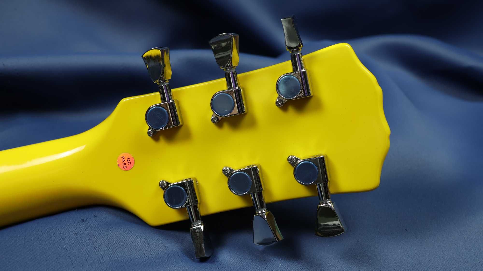 Gitara elektryczna Arrow Twincut SG z pokrowcem