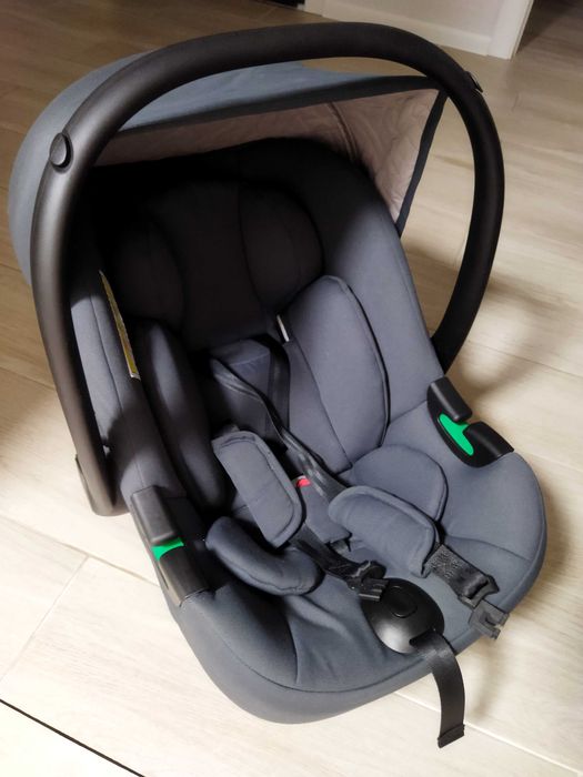 Автокрісло-люлька