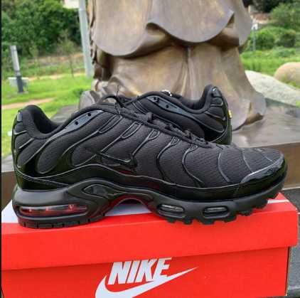 Buty Trampk Nike Air Max TN Black R.41