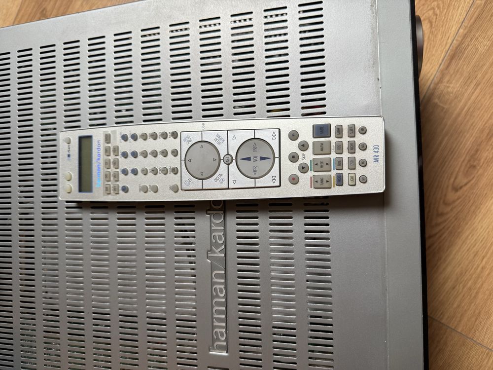 Harman Kardon AVR 430 – mocny amplituner 7.1