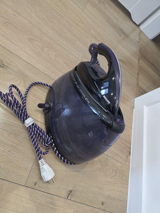 Generator pary żelazko parowe Philips PerfectCare Aqua Silence