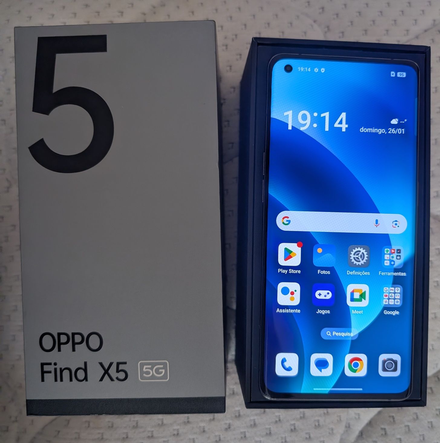 OPPO Find X5 5G 8(16)/256Gb